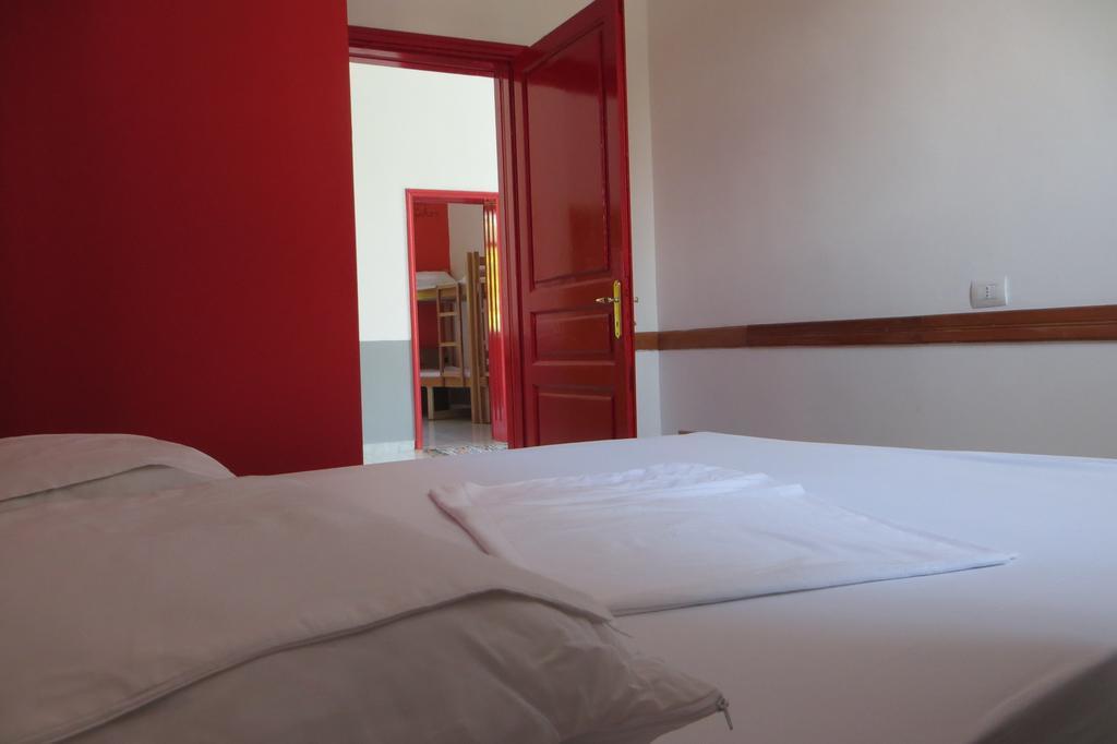 Hostel Durres *